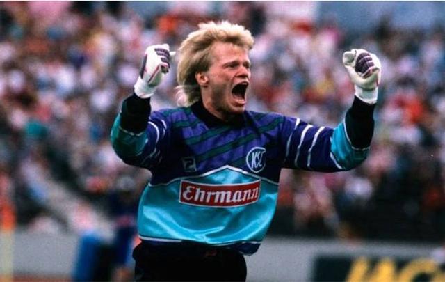 整体表现更 整体表现更